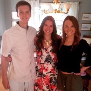 Meet your Posher, Julia